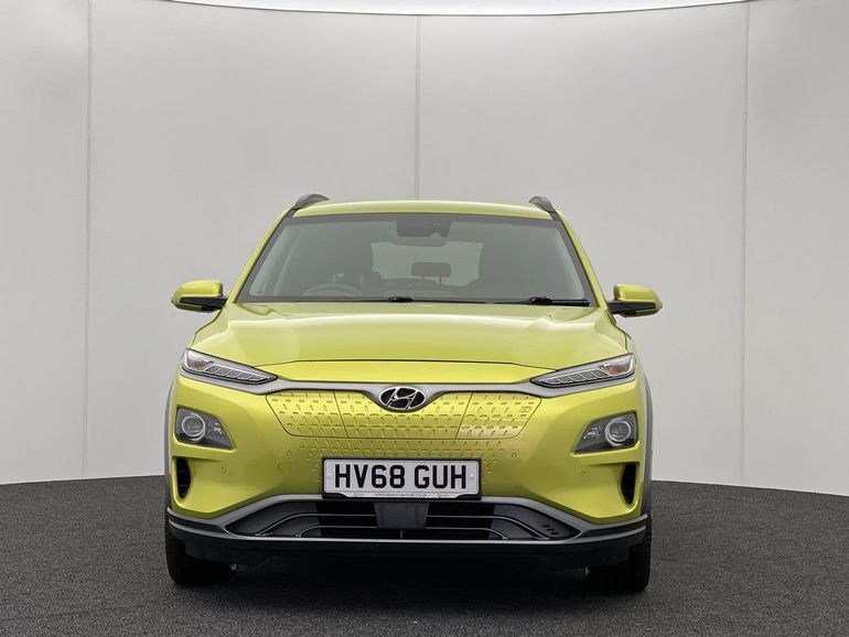 HV68GUH YELLOW Hyundai Kona (64KWh) for sale for £28,750 in St ...