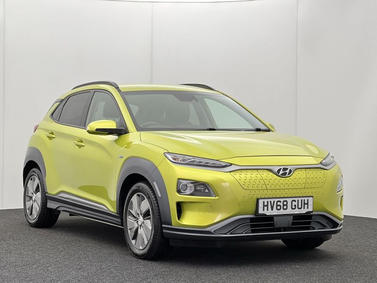 HV68GUH YELLOW Hyundai Kona (64KWh) for sale for £28,750 in St ...